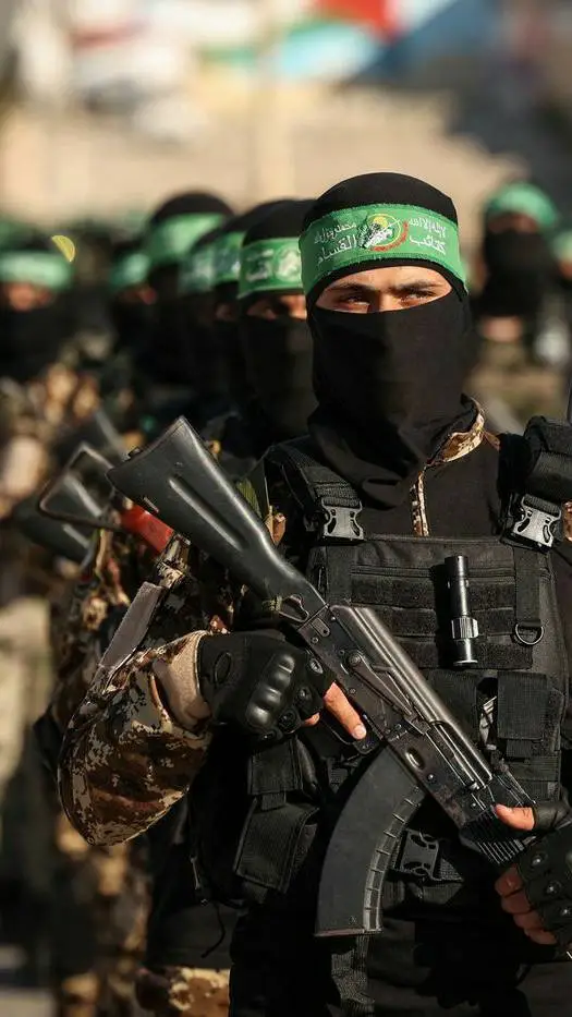 ai character: Hamas 🇵🇸 background