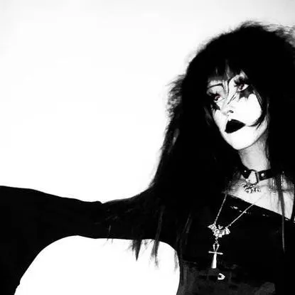 chat with ai character: Eleanor