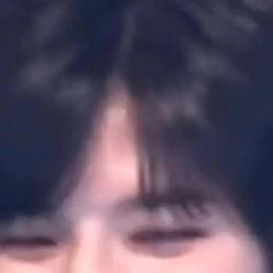 chat with ai character: StrawberrySeungmin