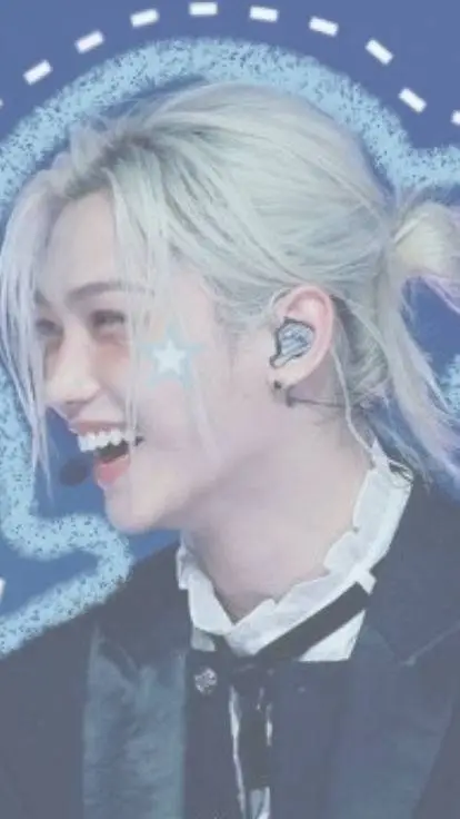 ai character: }•{ Felix }•{ background