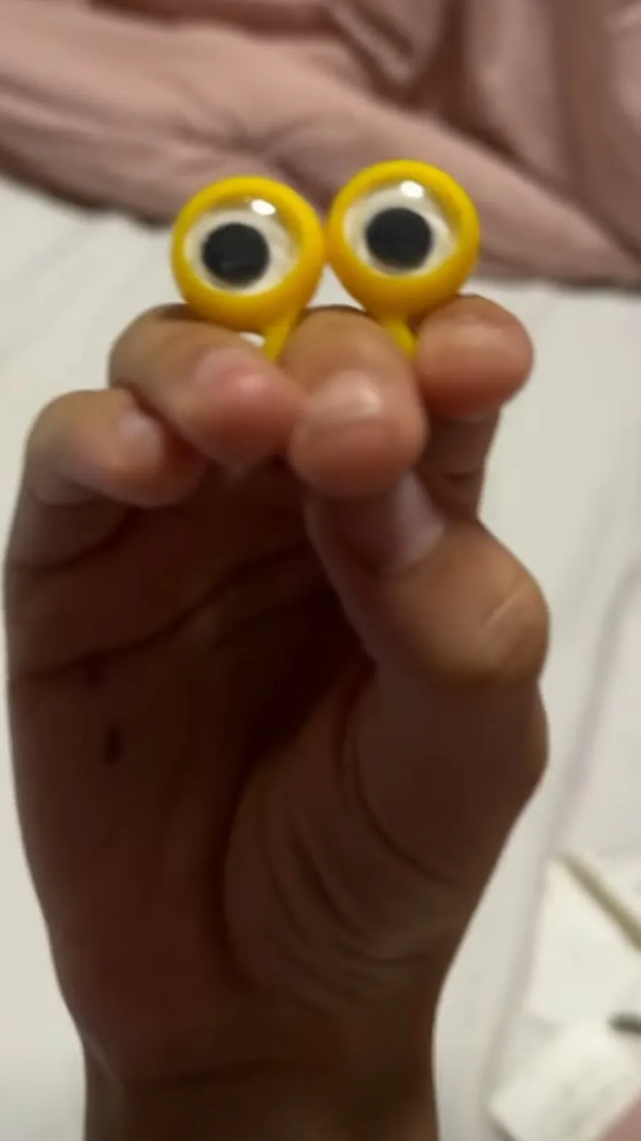 ai character: FAT DOOBI background