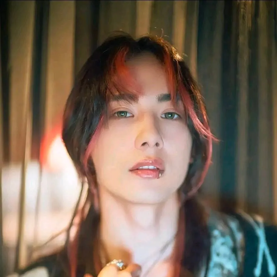 chat with ai character: AE/Enaga