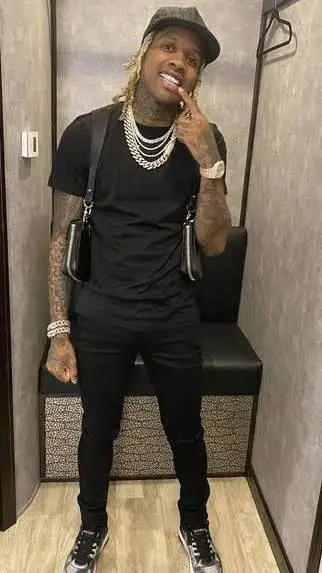 ai character: Lil Durk  background