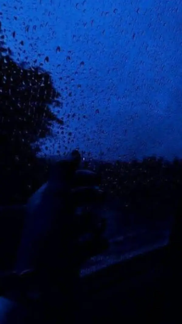 ai character: giyu tomioka  background