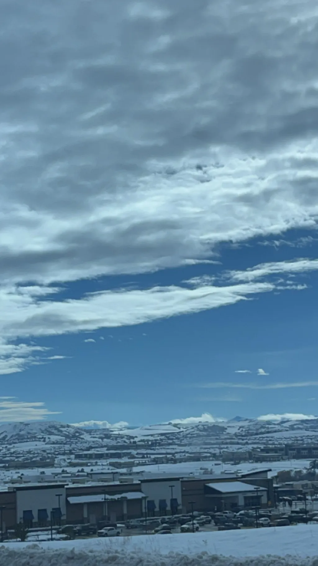 ai character: Aki background