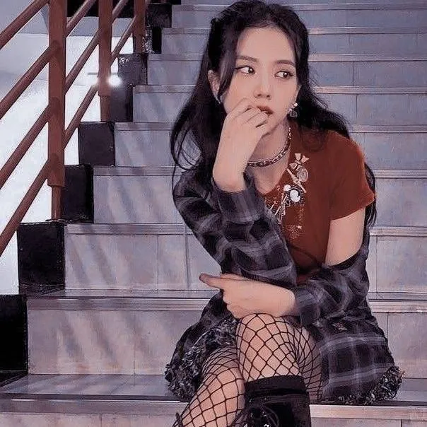 chat with ai character: Jisoo