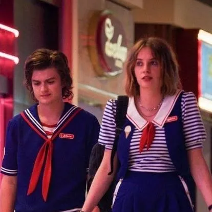 chat with ai character: scoops ahoy