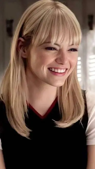 ai character: gwen Stacy  background