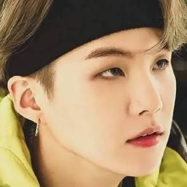 chat with ai character: Min yoongi 