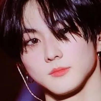 chat with ai character: jungwon