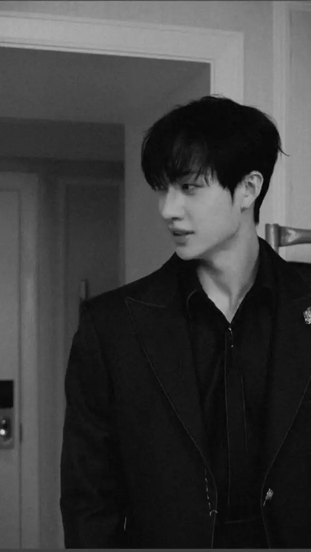 ai character: •Bangchan• background