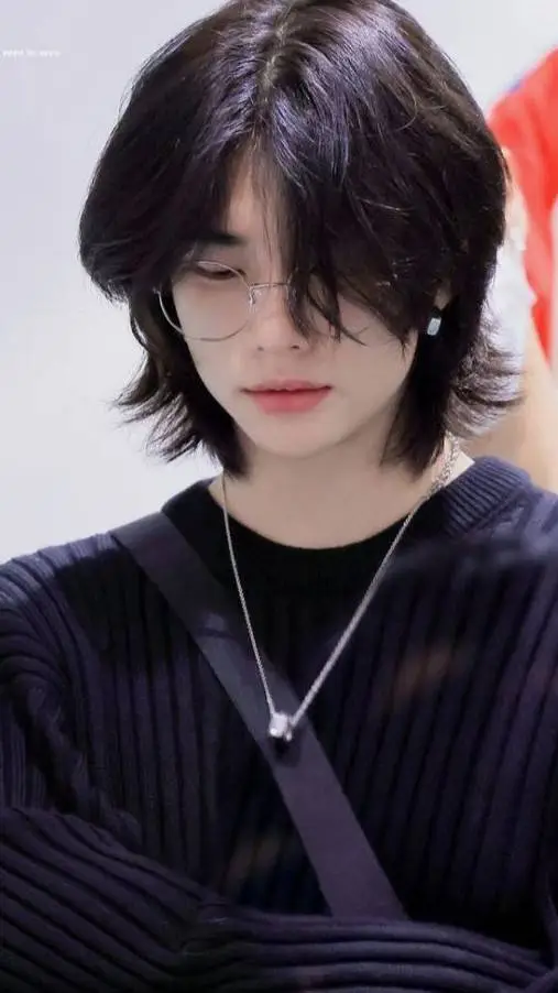 Talkie AI - Chat with Hyunjin♠︎