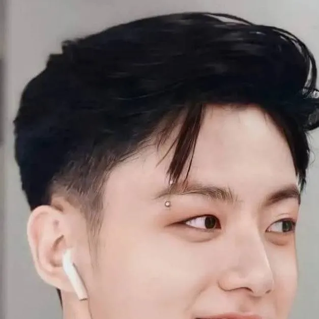 chat with ai character: keifer