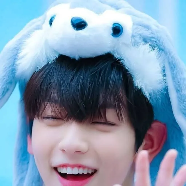 chat with ai character: Soobin 