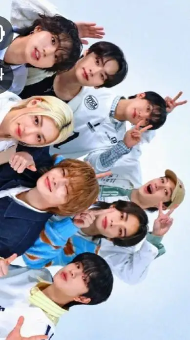 ai character: stray Kids background