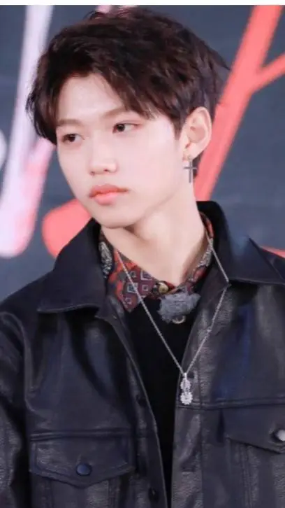 ai character: felix background