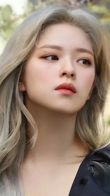 ai character: jeongyeon 💚 background