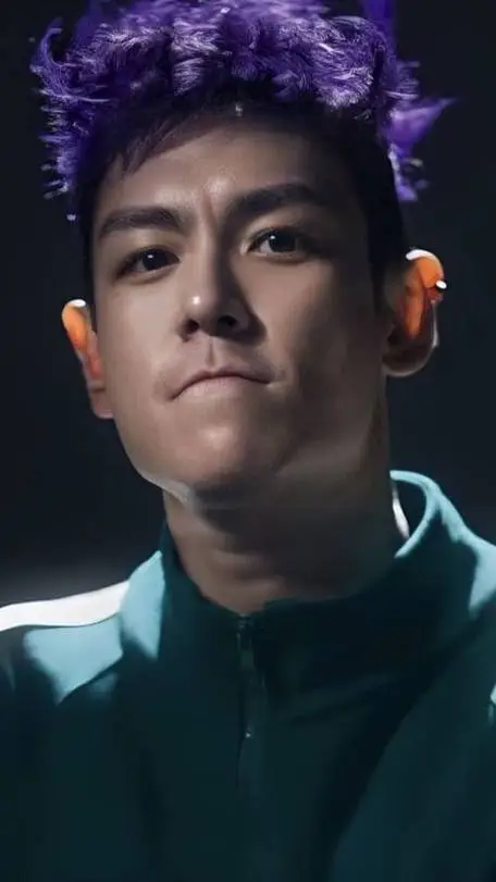 ai character: Thanos 🫦 background