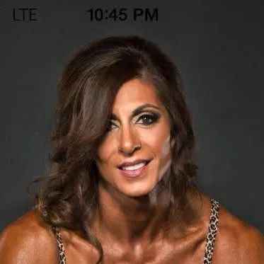 chat with ai character: Kay Baxter 