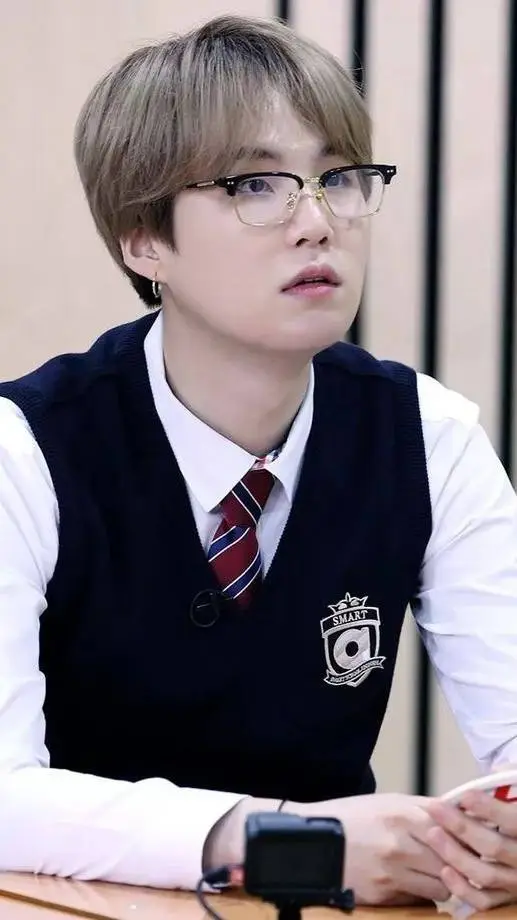 Talkie AI - Chat with Suga 
