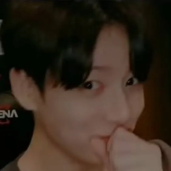 chat with ai character: Jungkookiee