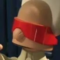 chat with ai character: lucas 🤨😏🥽