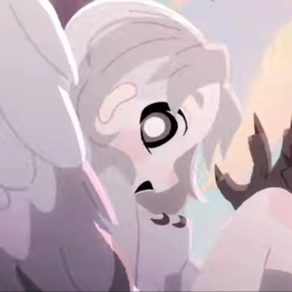 chat with ai character: female 𝕠𝕨𝕝 🦉