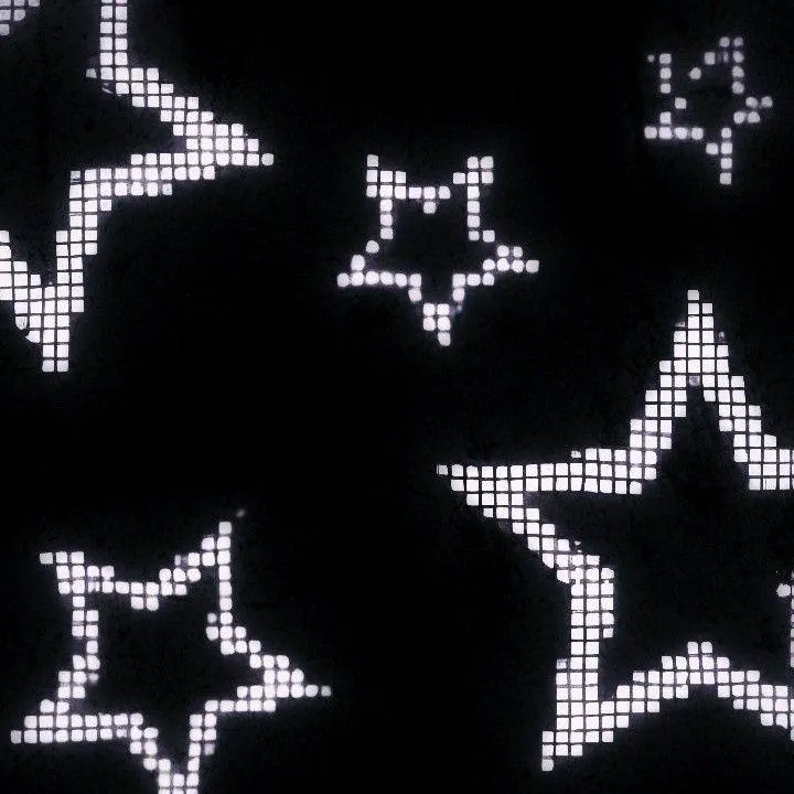 chat with ai character: ғᴀɴᴅᴏᴍs