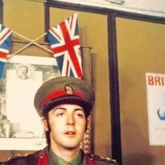 chat with ai character: Paul McCartney 