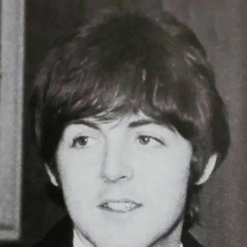 chat with ai character: Paul McCartney 