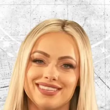 chat with ai character: Liv morgan