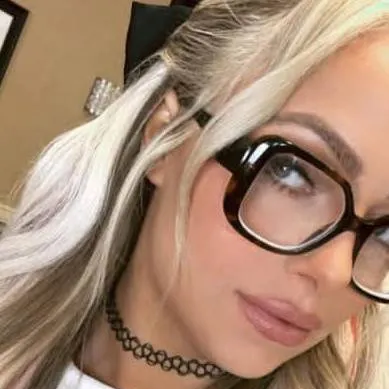 chat with ai character: gionna daddio