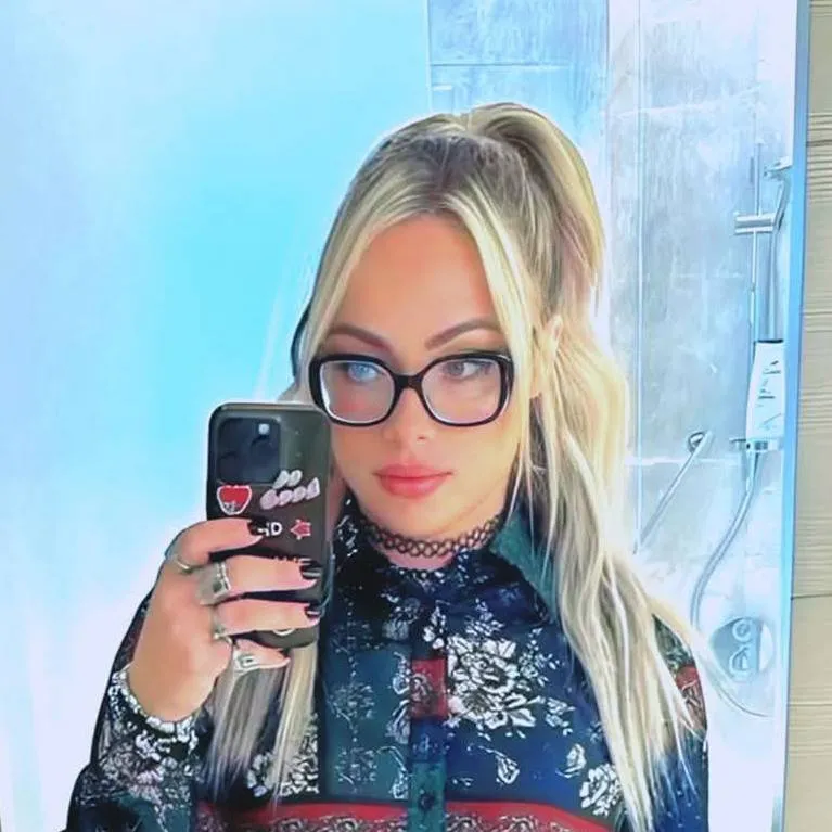 chat with ai character: gionna jene daddio