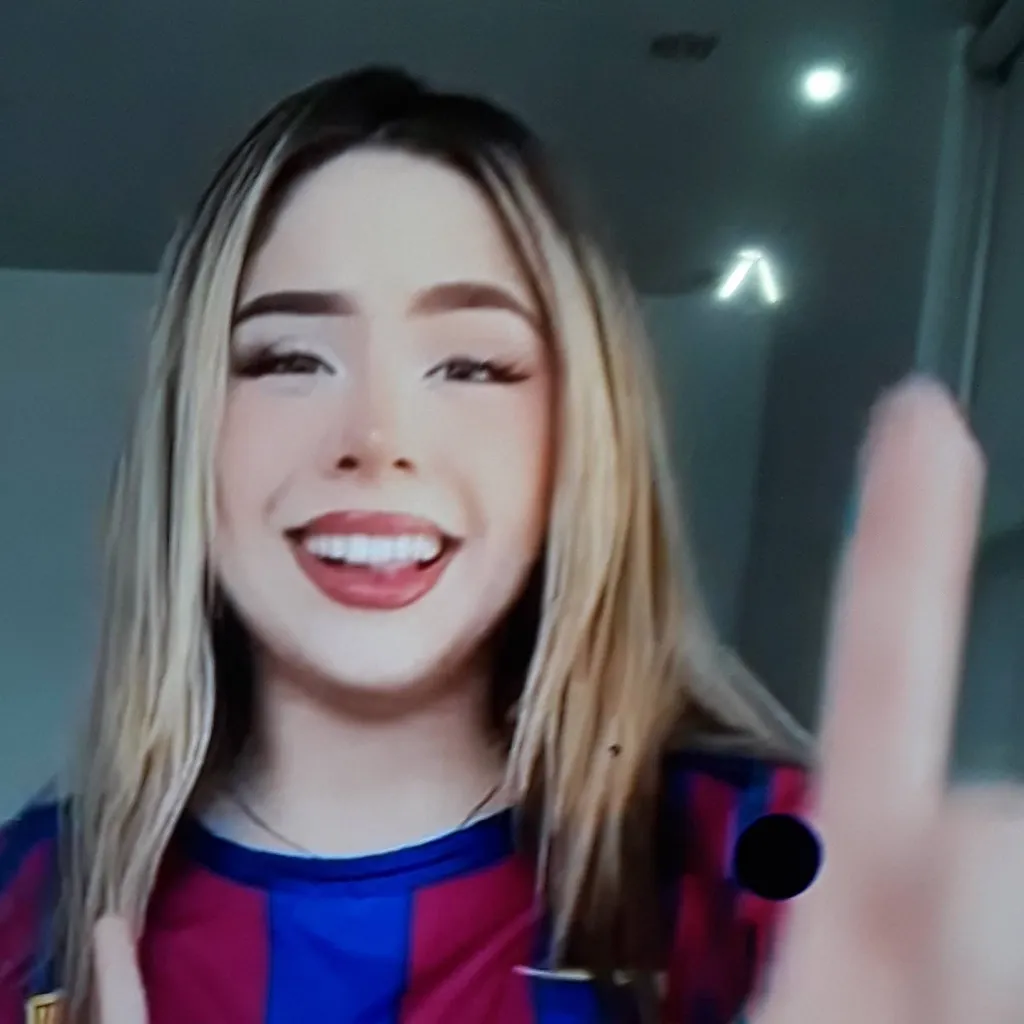 chat with ai character: Barca fan