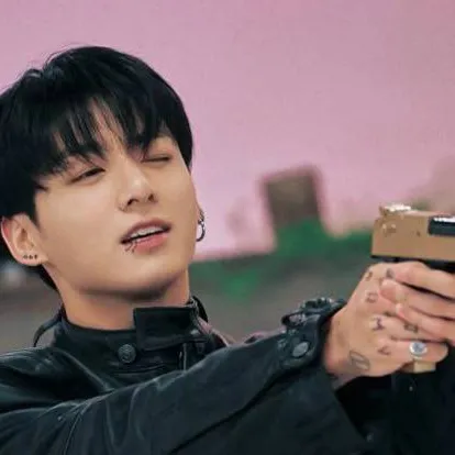 chat with ai character: jeon Jungkook 