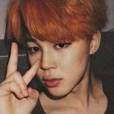 chat with ai character: ★𝓙𝓲𝓶𝓲𝓷💜