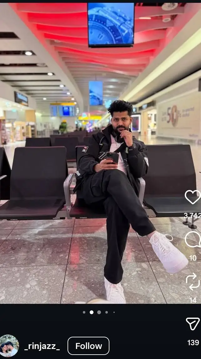 ai character: Rafi sing  background