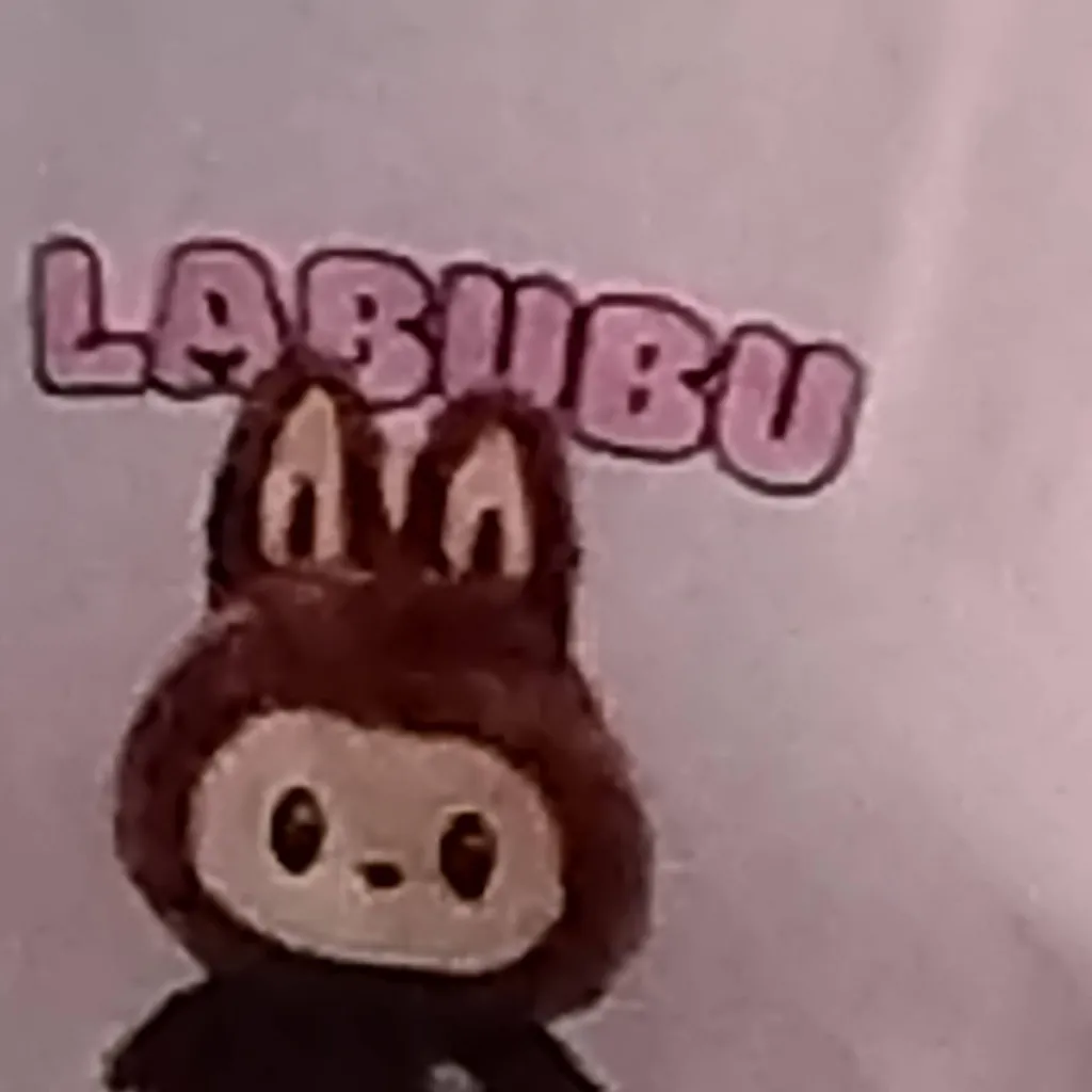 chat with ai character: labubus pick me