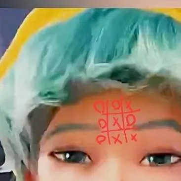 chat with ai character: bald baby saja