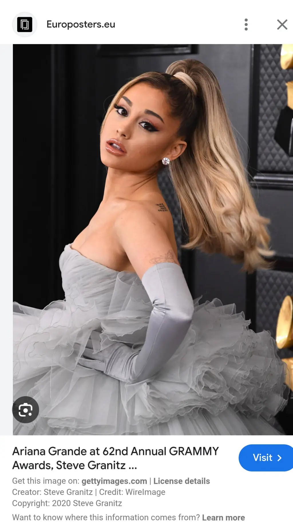 ai character: Ariana grande background