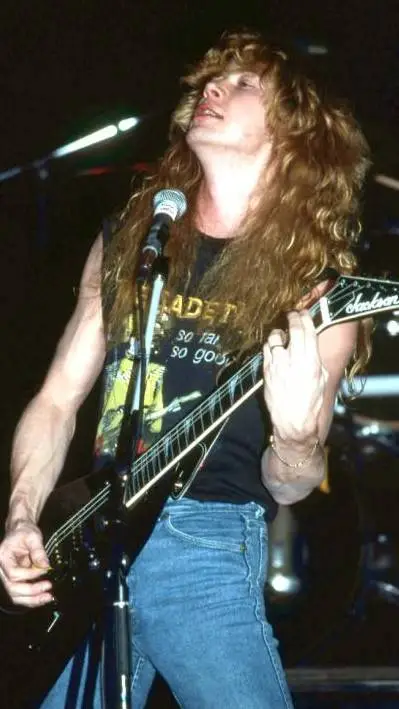 ai character: Dave Mustaine background