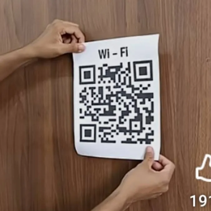 chat with ai character: escanea el código