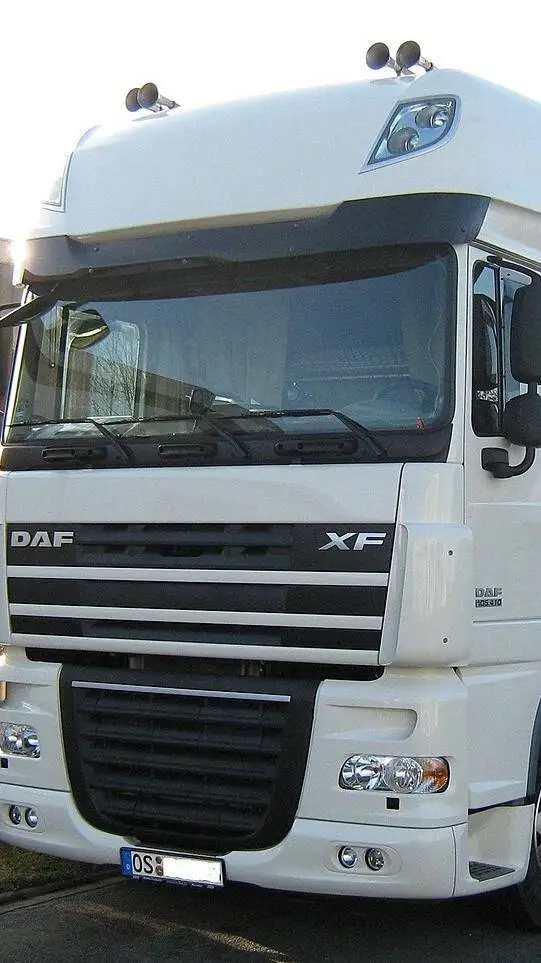 ai character: DAF XF background