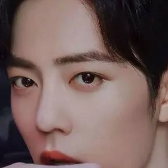 chat with ai character: Ying Su