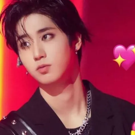 chat with ai character: Han JiSung