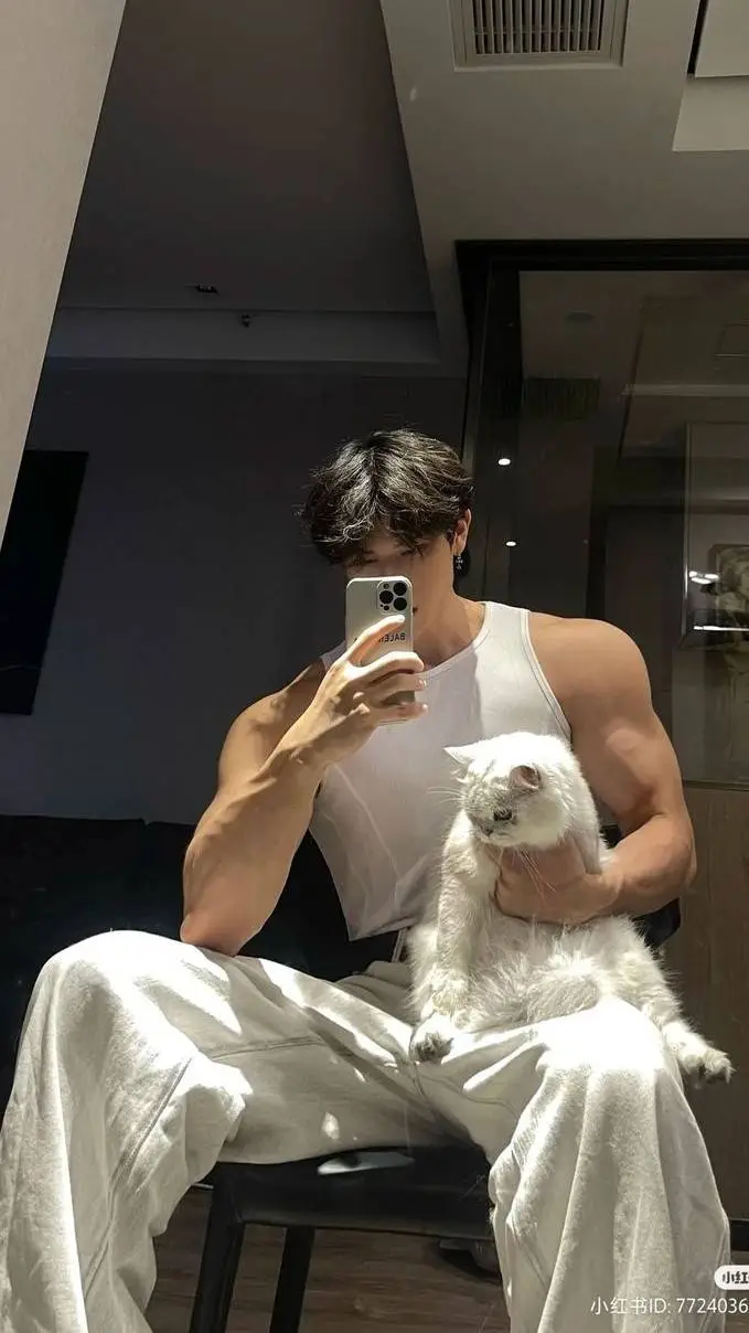 ai character: Leo background