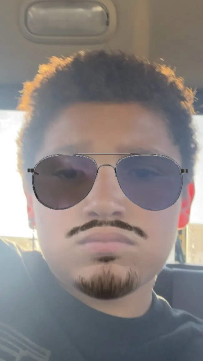 ai character: Cw  background