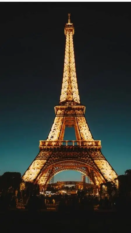 ai character: paris background