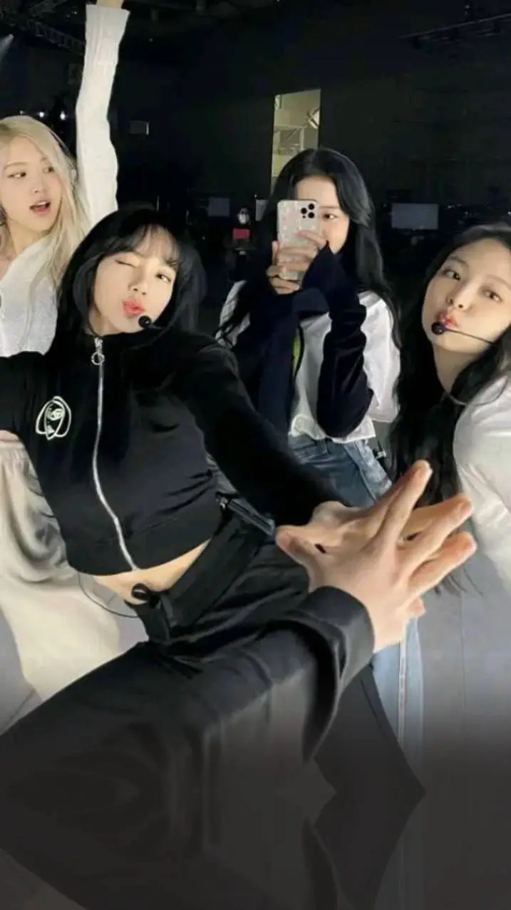 Talkie AI - Chat with blackpink