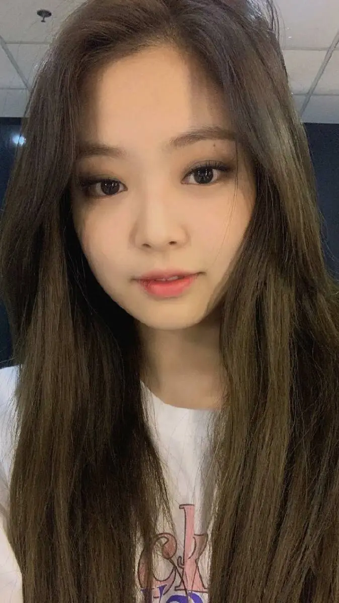 Talkie AI - Chat with Jennie 